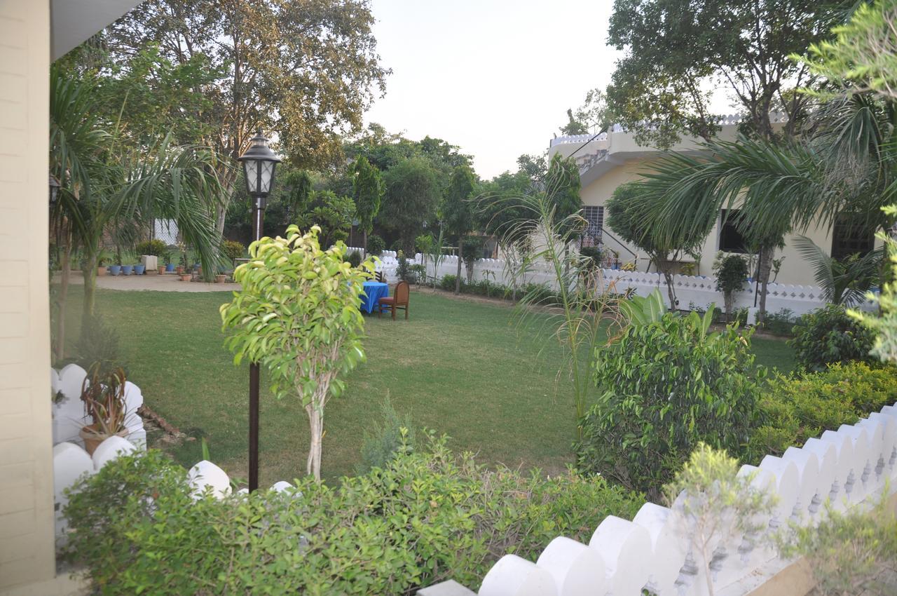 Hotel Eagle Nest Bharatpur Luaran gambar