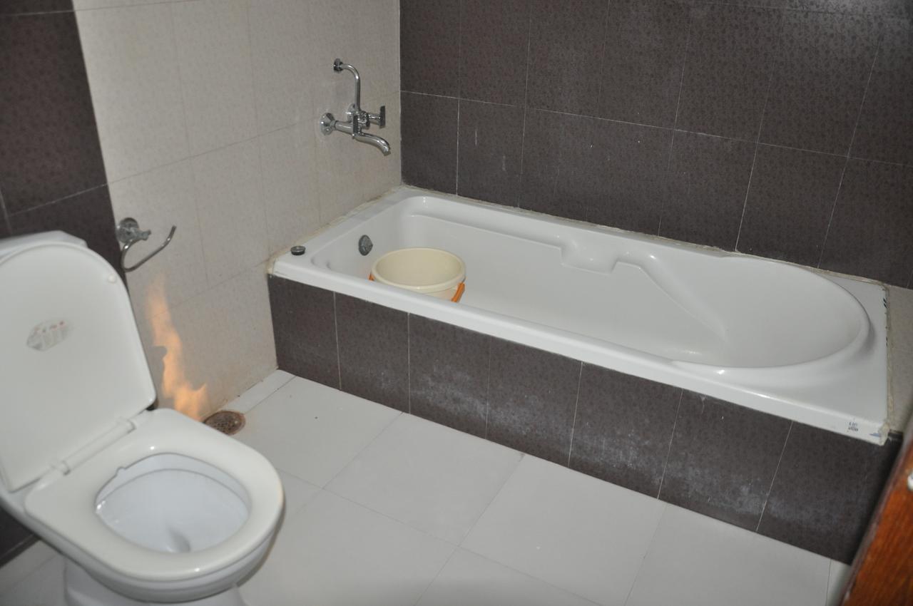 Hotel Eagle Nest Bharatpur Luaran gambar