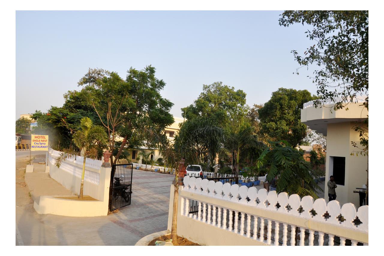 Hotel Eagle Nest Bharatpur Luaran gambar